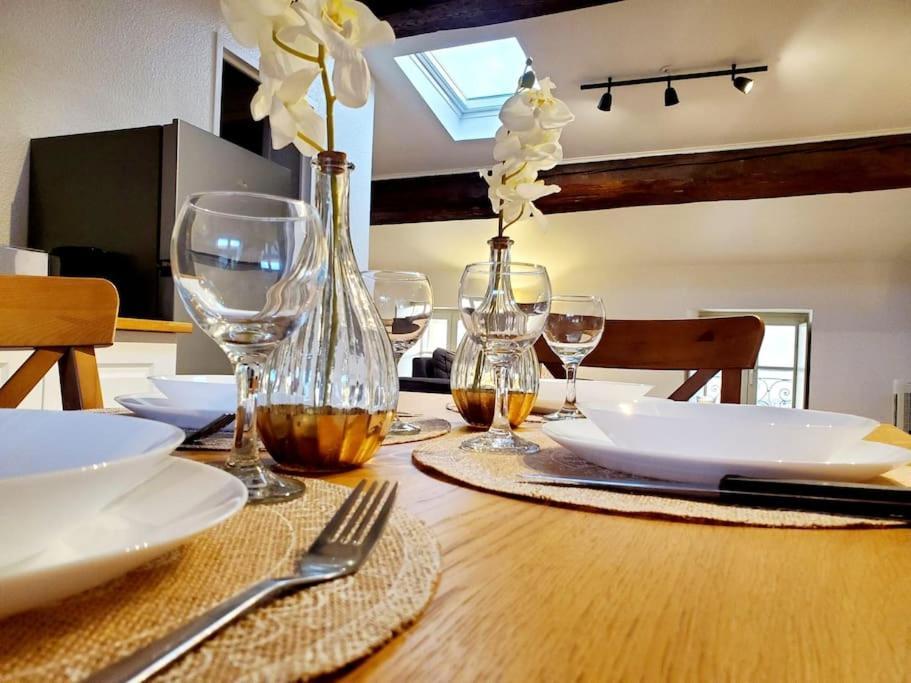 Appartement Chaleureux Au Pied De La Cite Avec Parking Carcassonne Ngoại thất bức ảnh